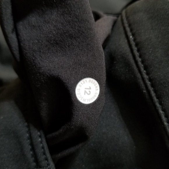 Lululemon Women's Size 12 Straight Fit Ankle Length Dress / Work Pants Black - Picture 8 of 9